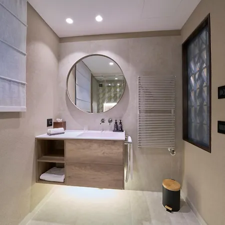 Lägenhet Charming In And Deluxe Antognola