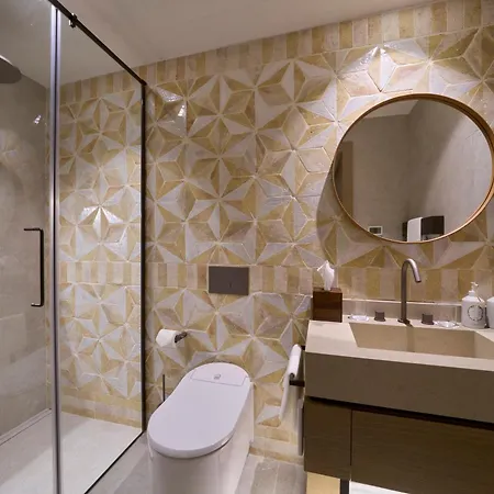 Lägenhet Charming In And Deluxe