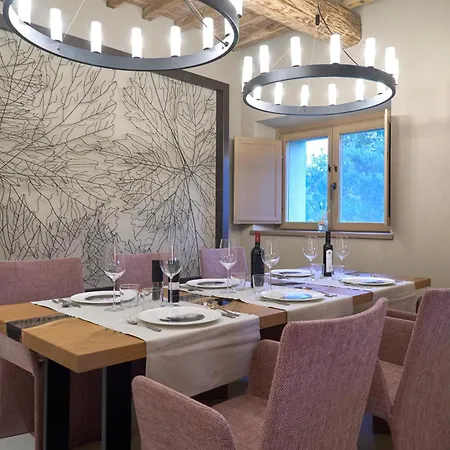 Charming In And Deluxe Lägenhet *